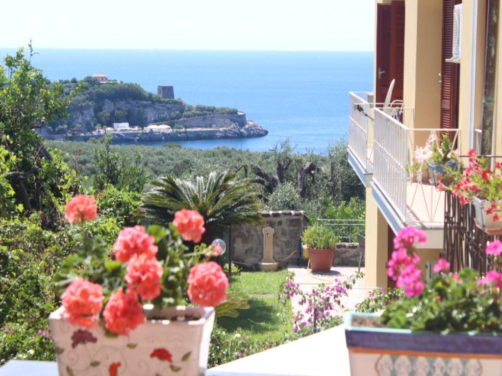 Faraglioni Di Sorrento Holiday home الغرفة الصورة