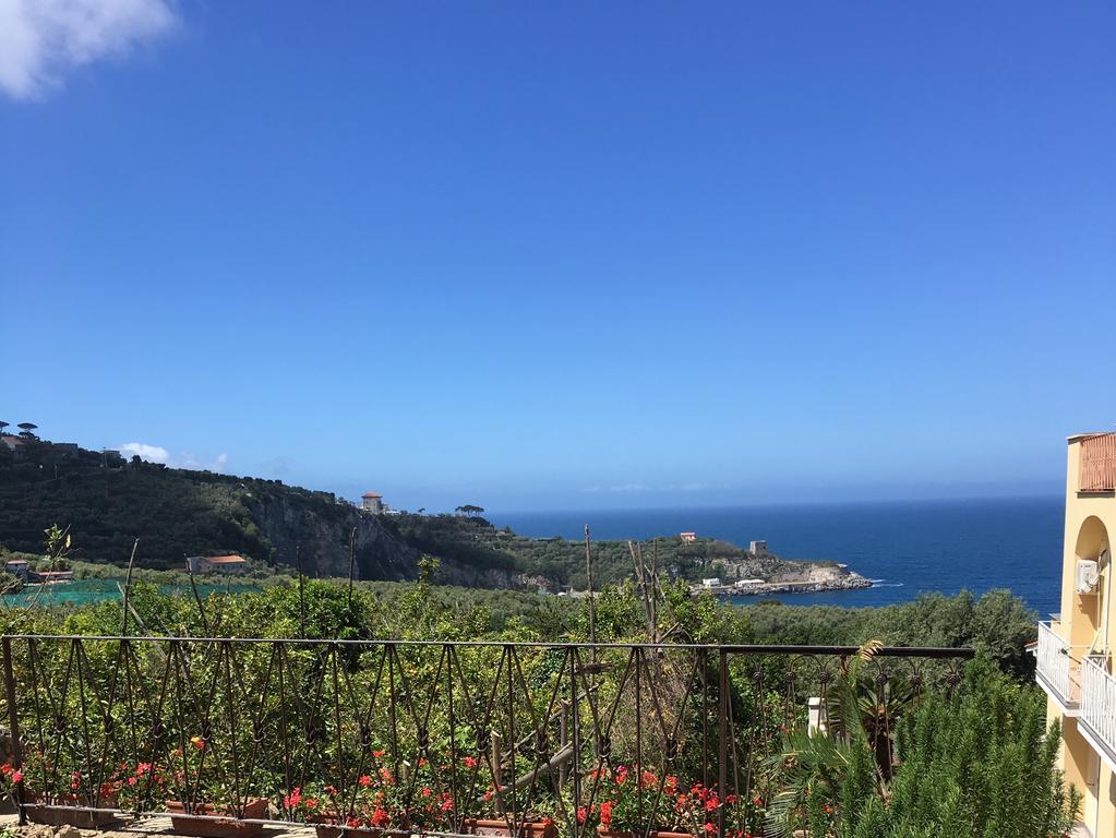 Faraglioni Di Sorrento Holiday home المظهر الخارجي الصورة